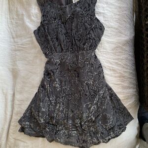 Elegant Gray Sleeveless Dress